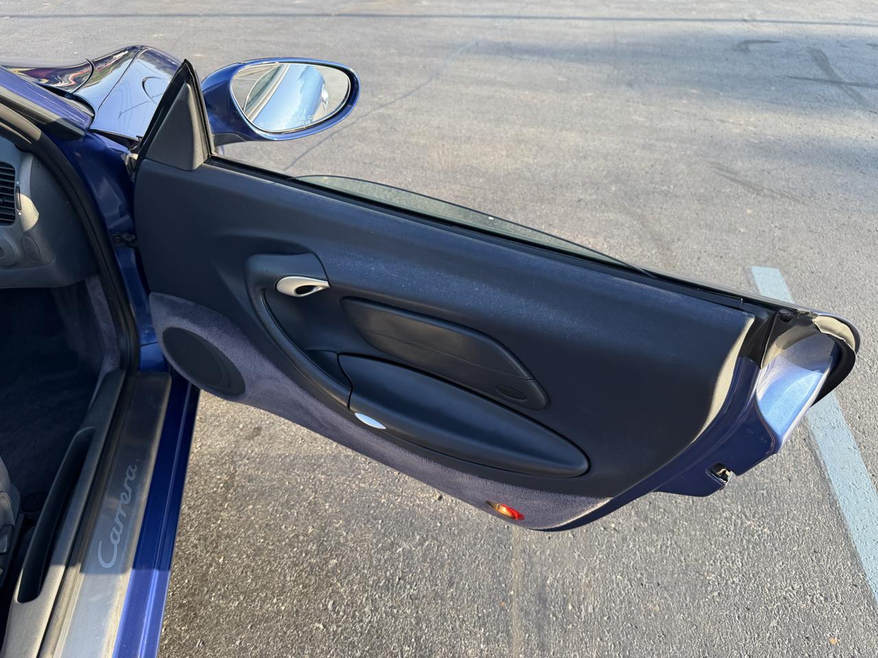 Porsche 911 Carrera 2dr Carrera Cabriolet Tiptronic 1999