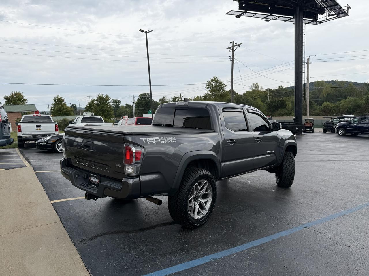 Toyota Tacoma 4WD SR5 Double Cab 5' Bed V6 AT (Natl) 2020