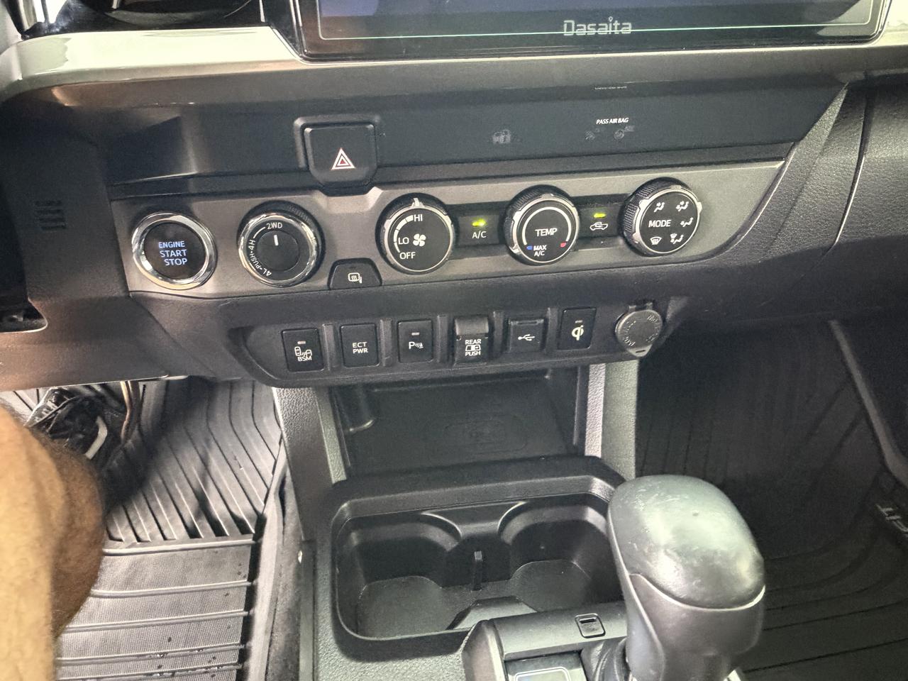 Toyota Tacoma 4WD SR5 Double Cab 5' Bed V6 AT (Natl) 2020