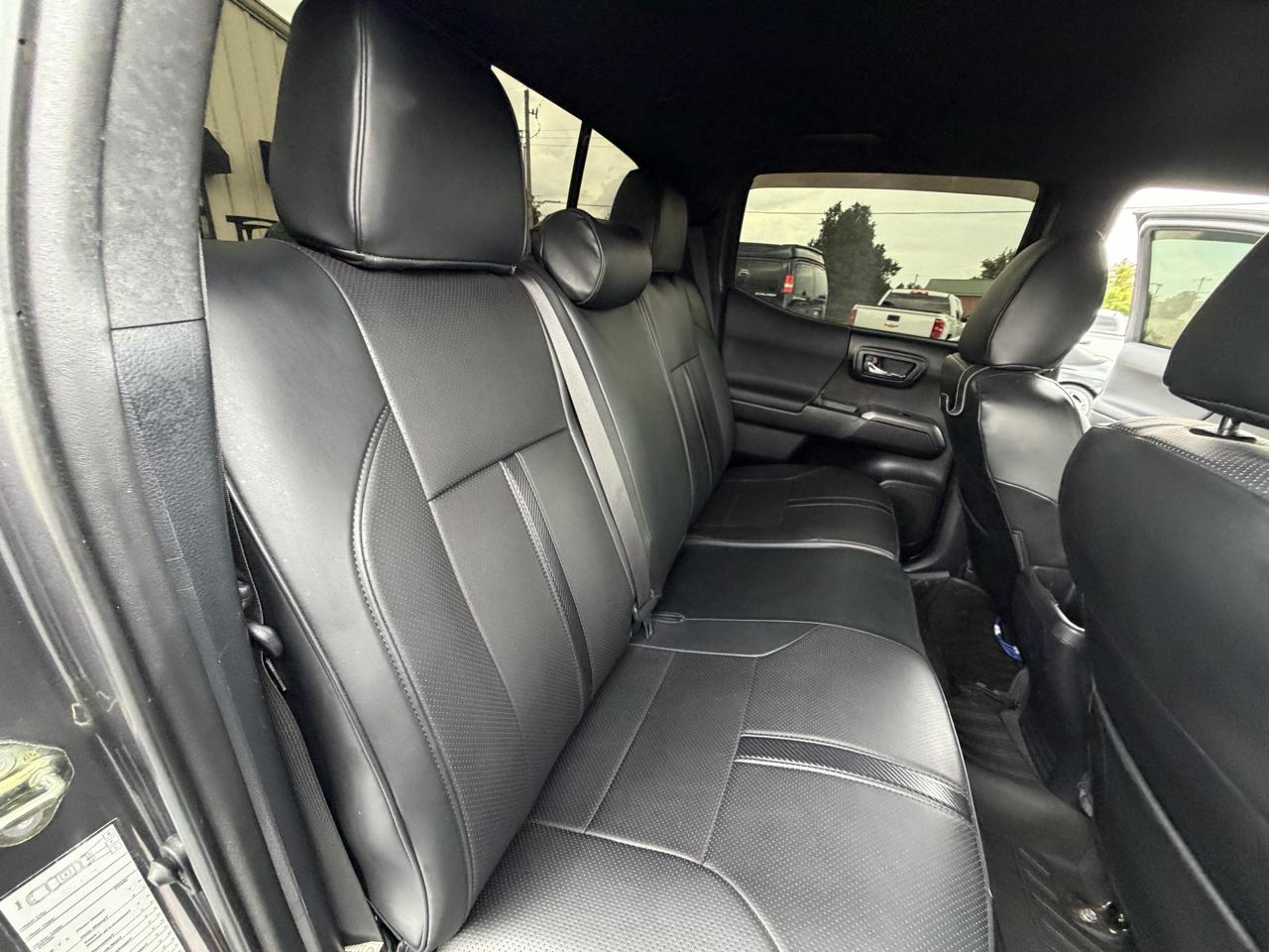 Toyota Tacoma 4WD SR5 Double Cab 5' Bed V6 AT (Natl) 2020