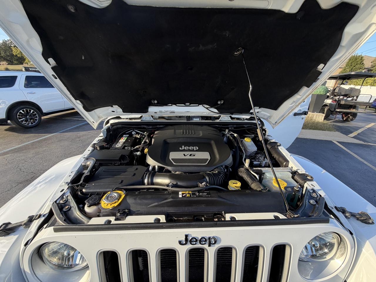 Jeep Wrangler Unlimited 4WD 4dr Sahara 2017