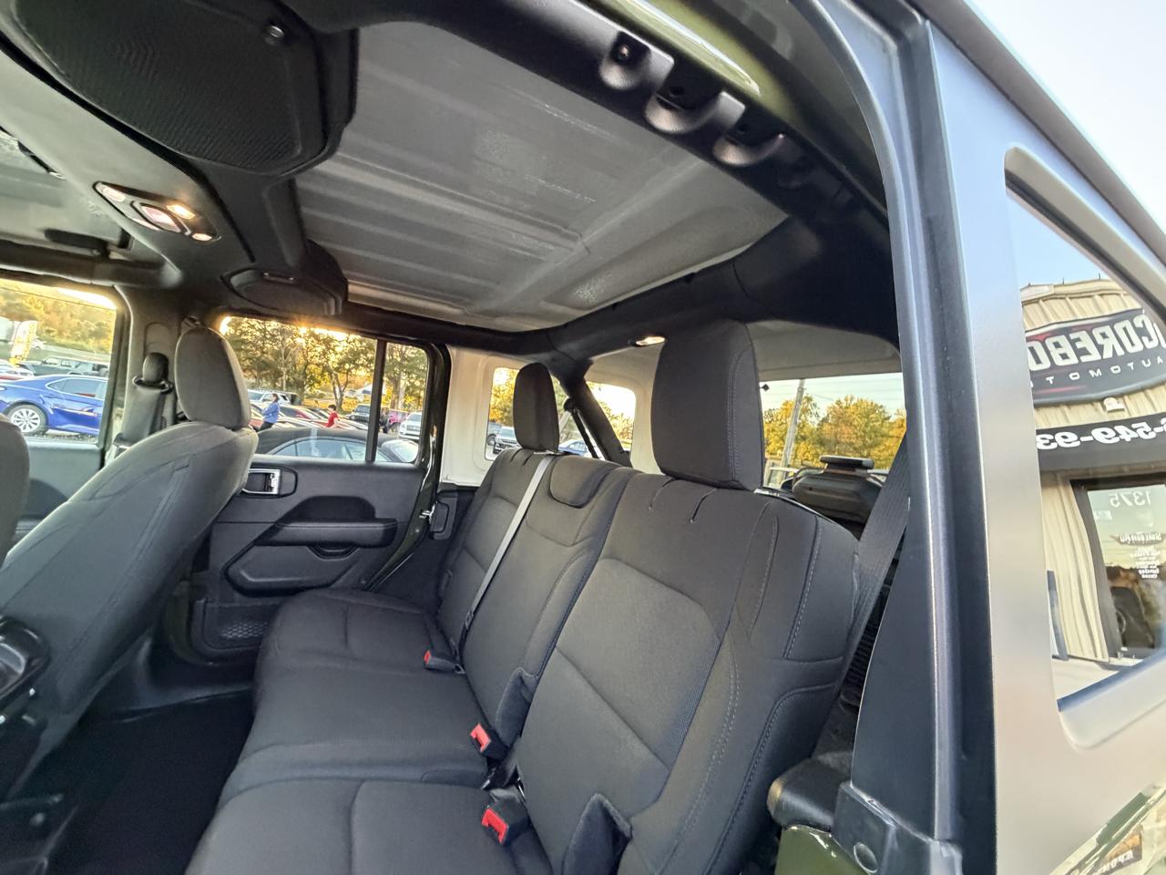 Jeep Wrangler Unlimited Sahara 4x4 2021