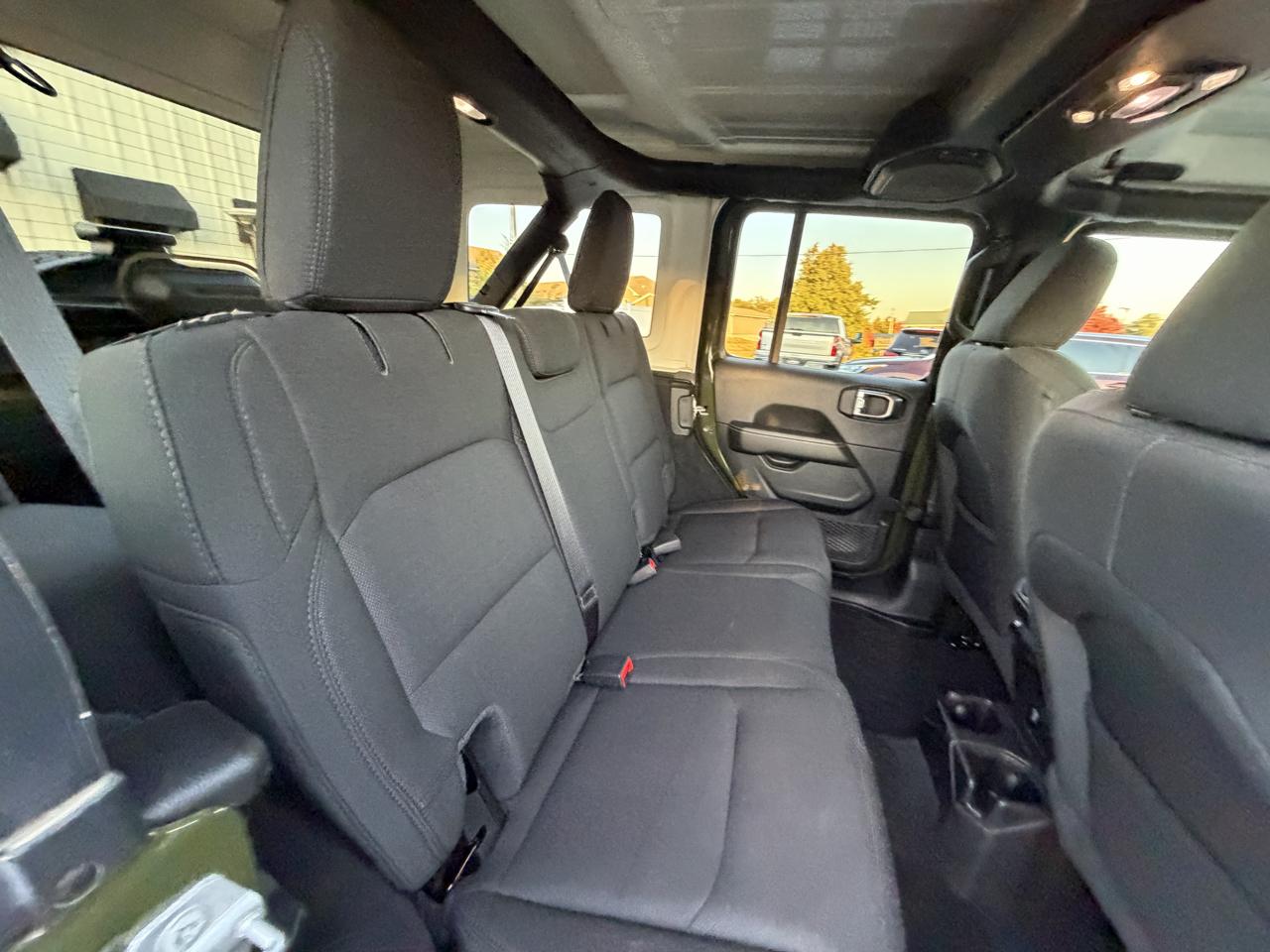 Jeep Wrangler Unlimited Sahara 4x4 2021