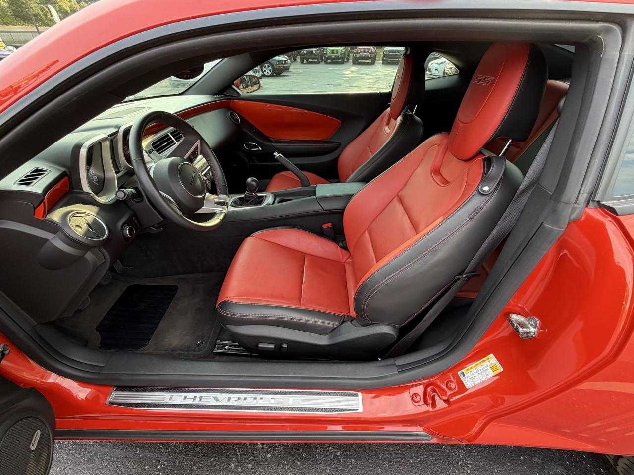 Chevrolet Camaro 2dr Cpe 2SS 2010