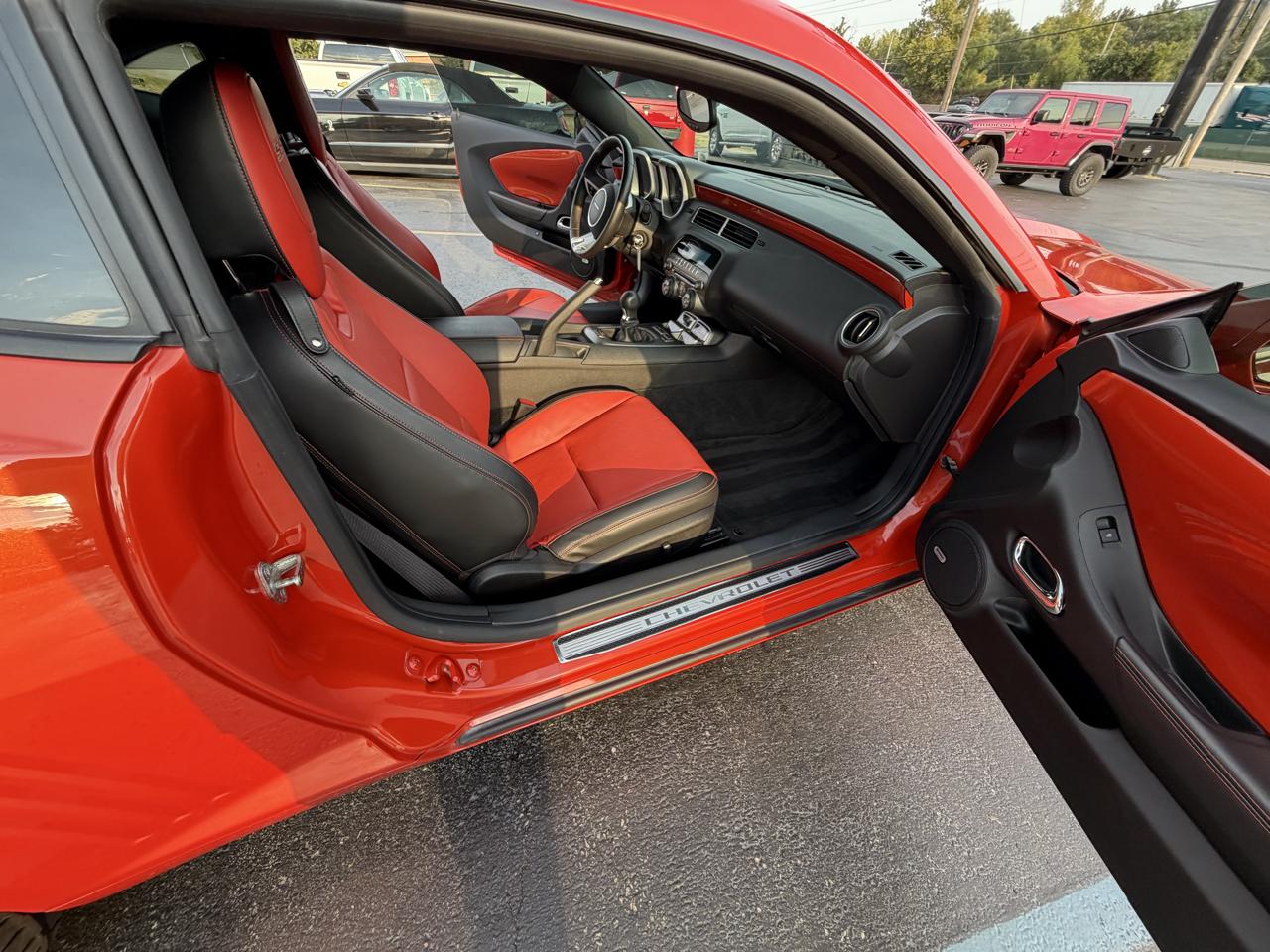 Chevrolet Camaro 2dr Cpe 2SS 2010
