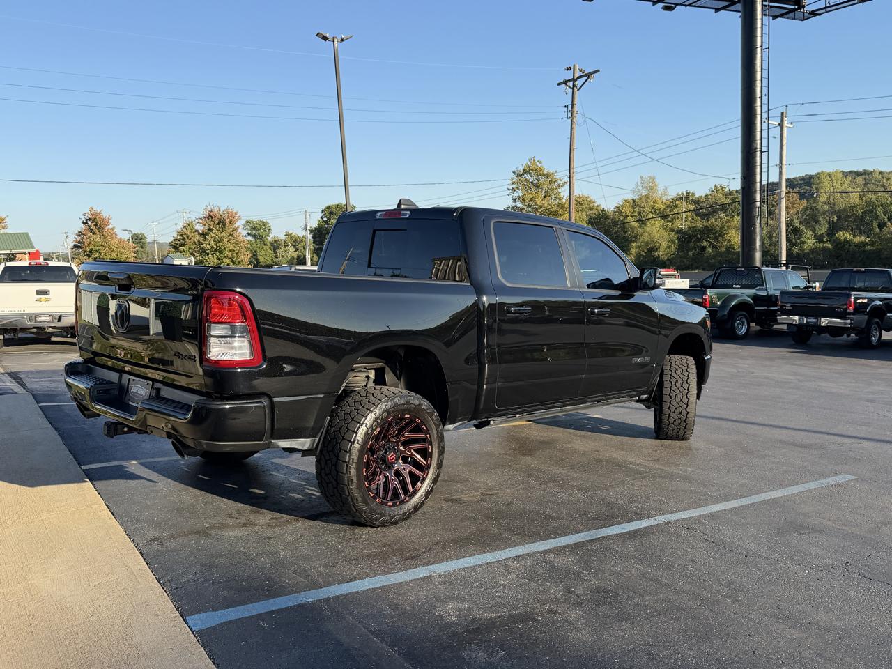 RAM 1500 Big Horn/Lone Star 4x4 Crew Cab 5'7" Box 2019