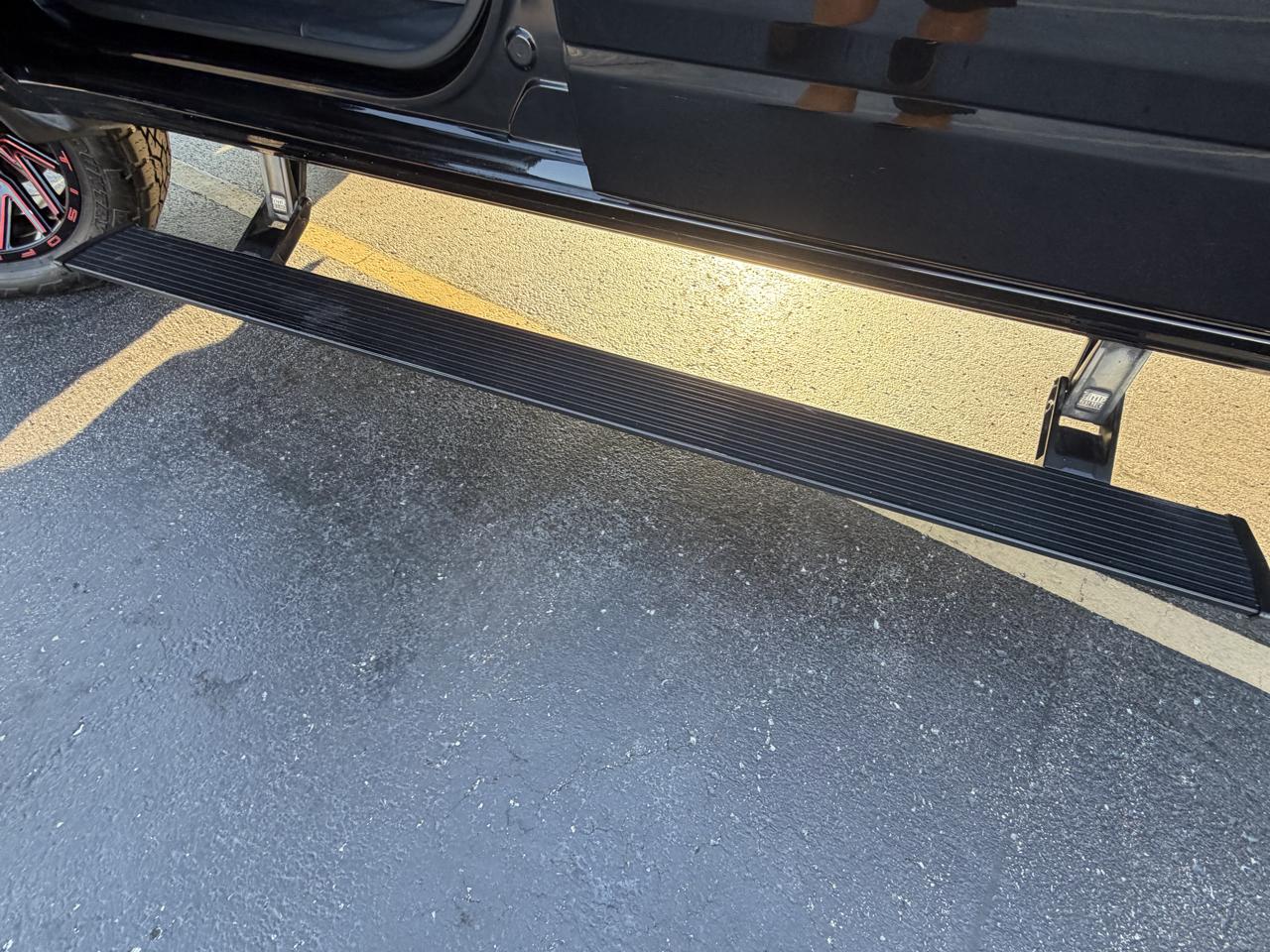 RAM 1500 Big Horn/Lone Star 4x4 Crew Cab 5'7" Box 2019