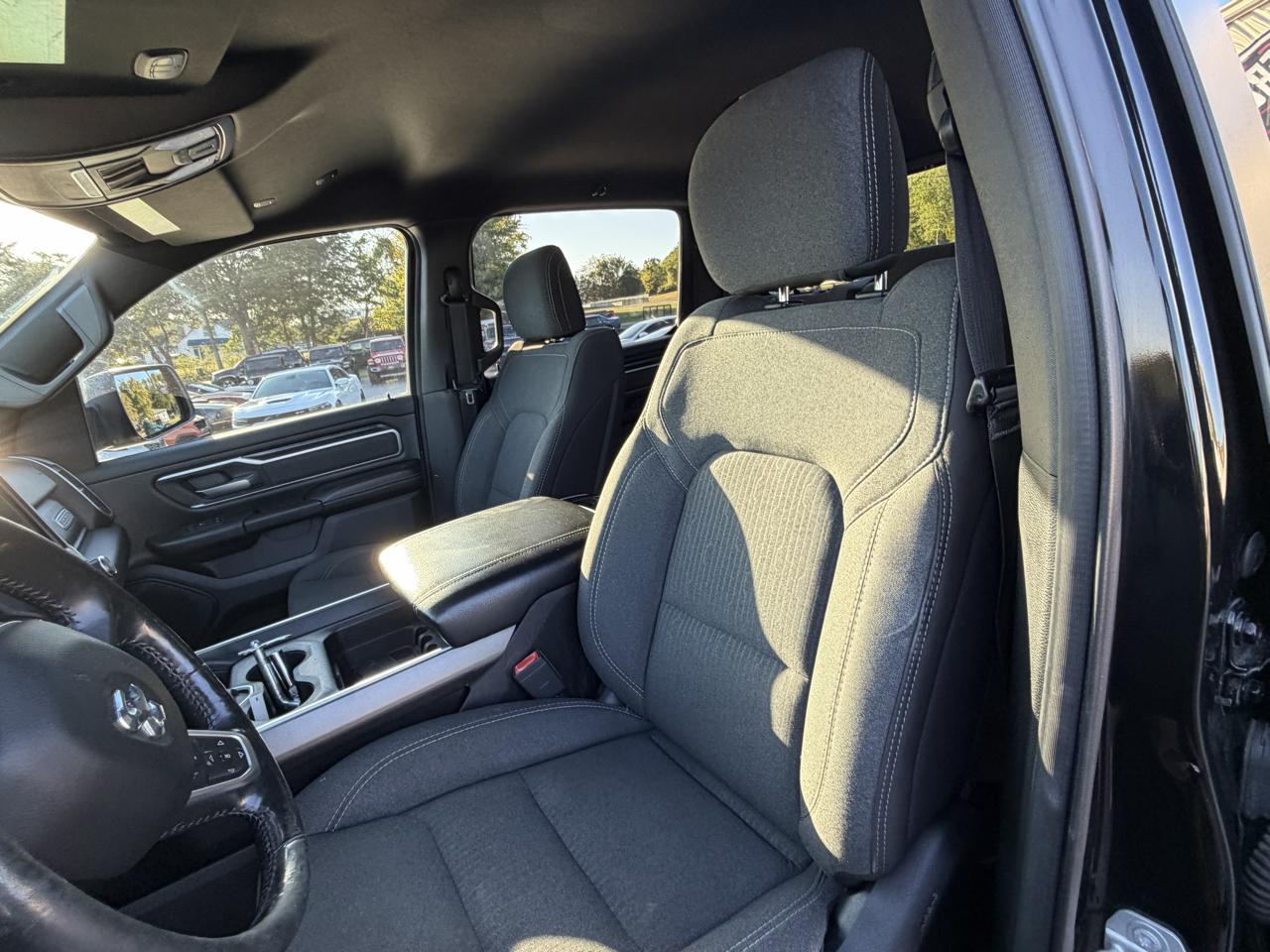RAM 1500 Big Horn/Lone Star 4x4 Crew Cab 5'7" Box 2019