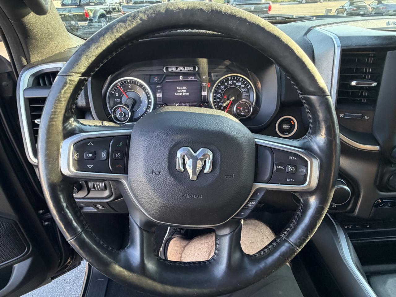 RAM 1500 Big Horn/Lone Star 4x4 Crew Cab 5'7" Box 2019