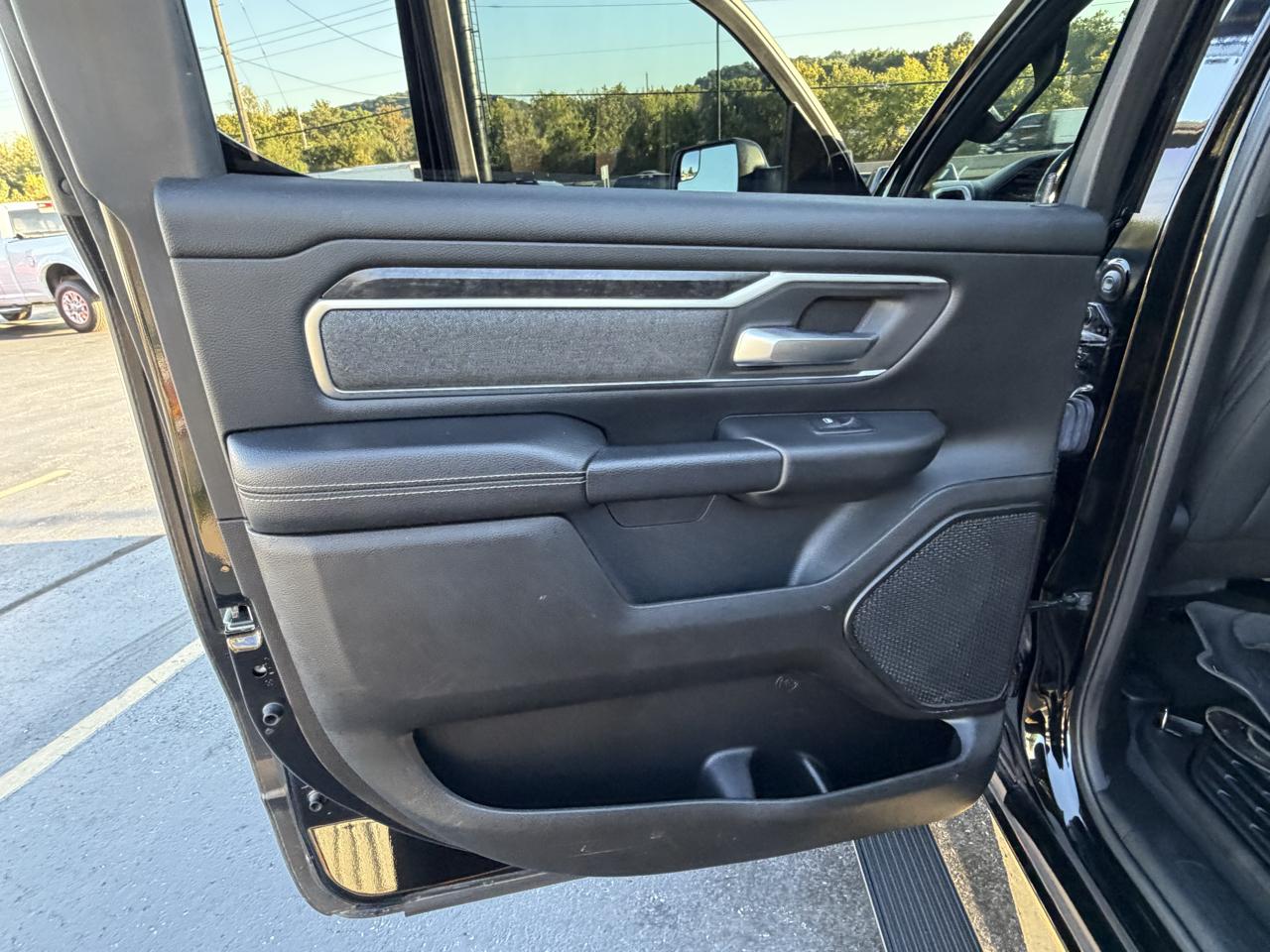 RAM 1500 Big Horn/Lone Star 4x4 Crew Cab 5'7" Box 2019