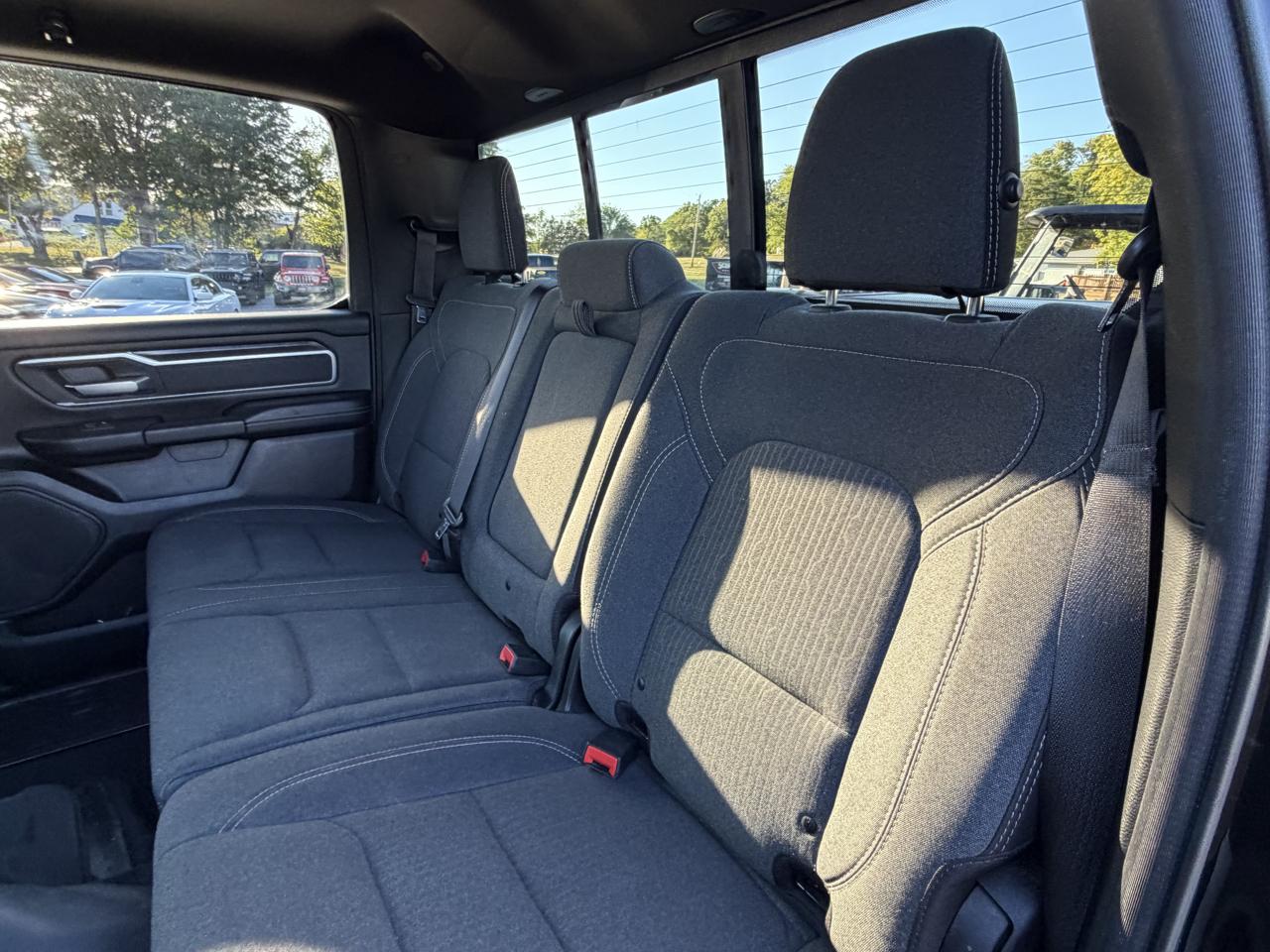 RAM 1500 Big Horn/Lone Star 4x4 Crew Cab 5'7" Box 2019
