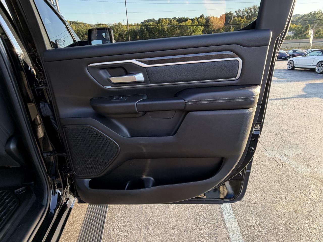 RAM 1500 Big Horn/Lone Star 4x4 Crew Cab 5'7" Box 2019