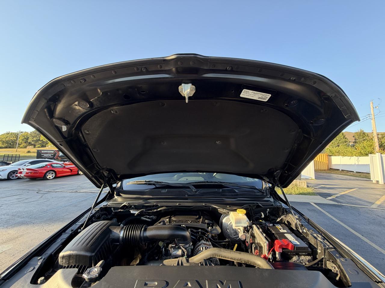 RAM 1500 Big Horn/Lone Star 4x4 Crew Cab 5'7" Box 2019