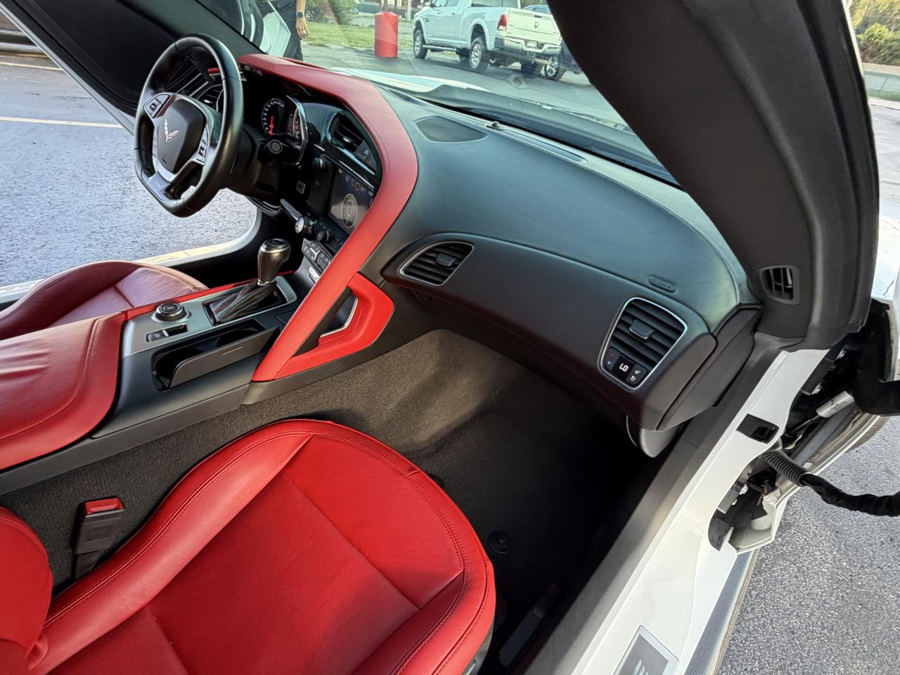 Chevrolet Corvette 2dr Z06 Cpe w/2LZ 2016