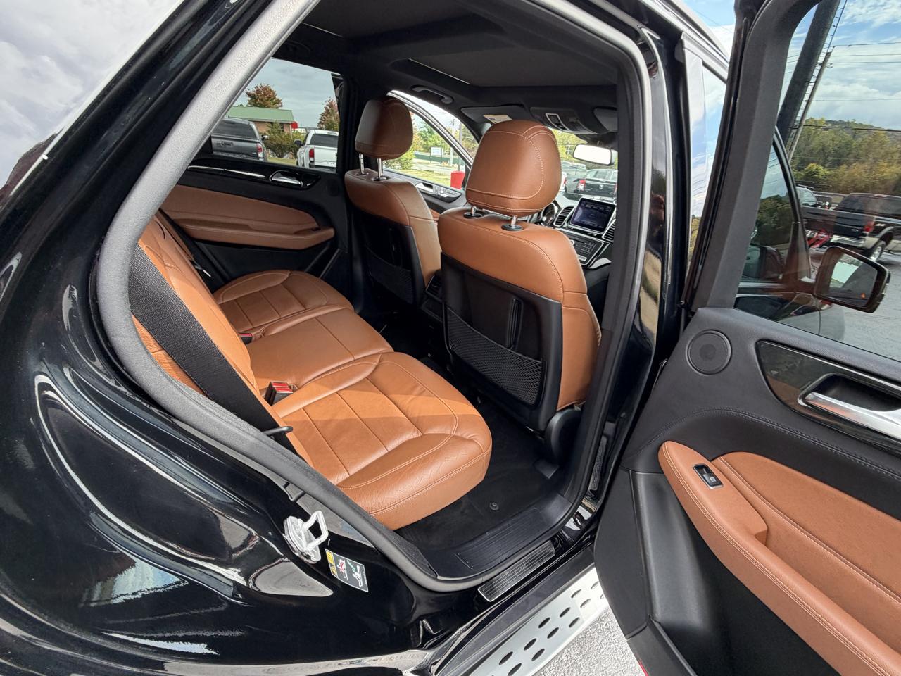 Mercedes-Benz GLE 4MATIC 4dr GLE 400 2016