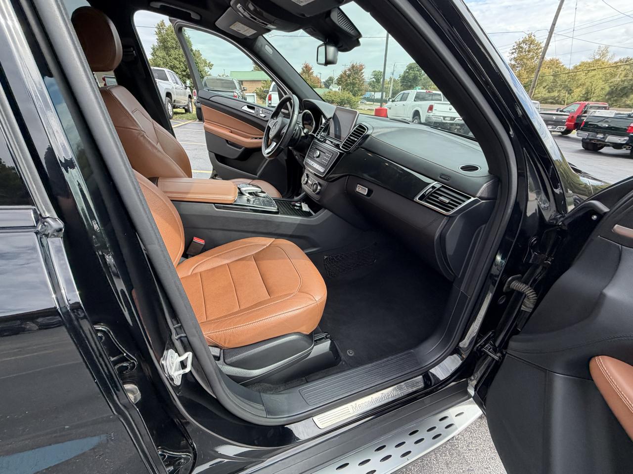 Mercedes-Benz GLE 4MATIC 4dr GLE 400 2016