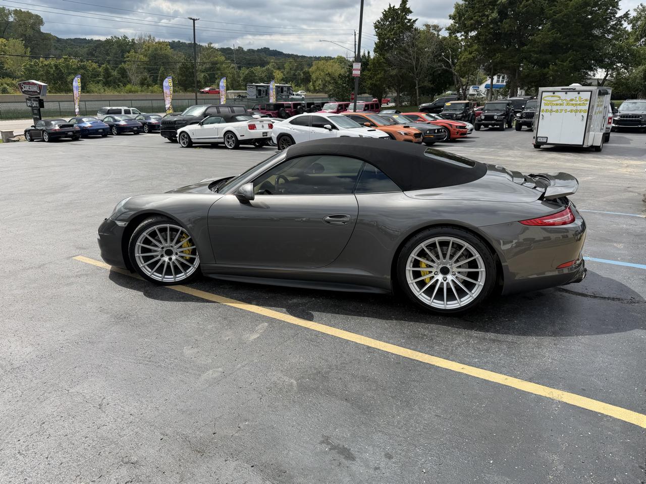 Porsche 911 2dr Cabriolet Carrera 2014