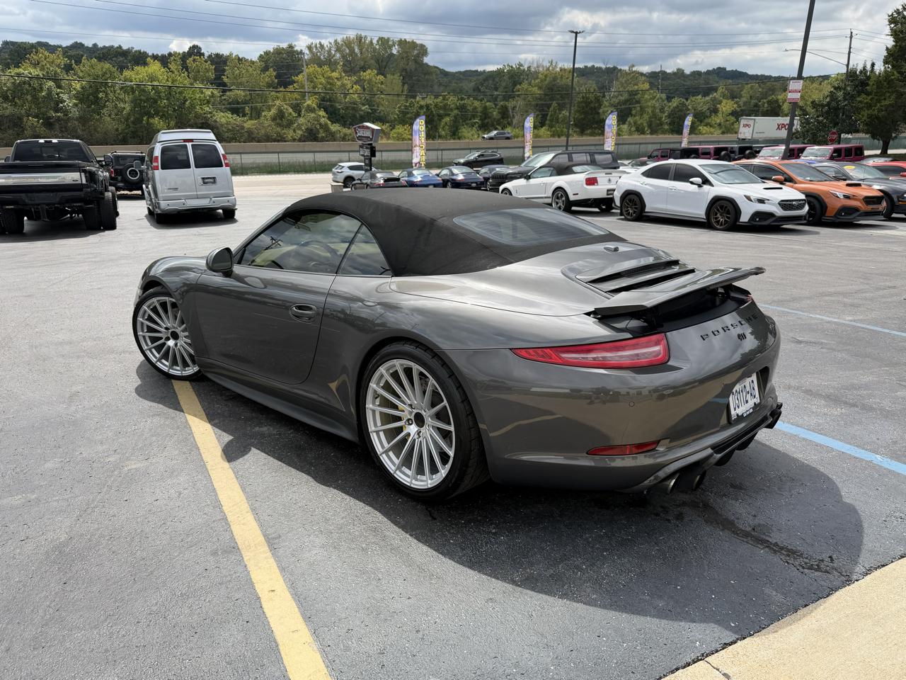 Porsche 911 2dr Cabriolet Carrera 2014