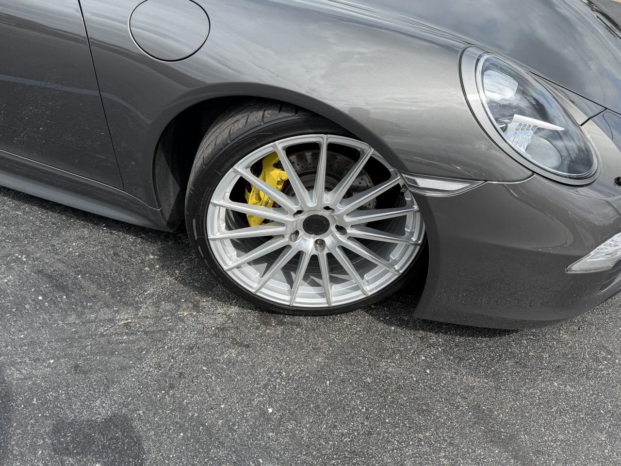 Porsche 911 2dr Cabriolet Carrera 2014