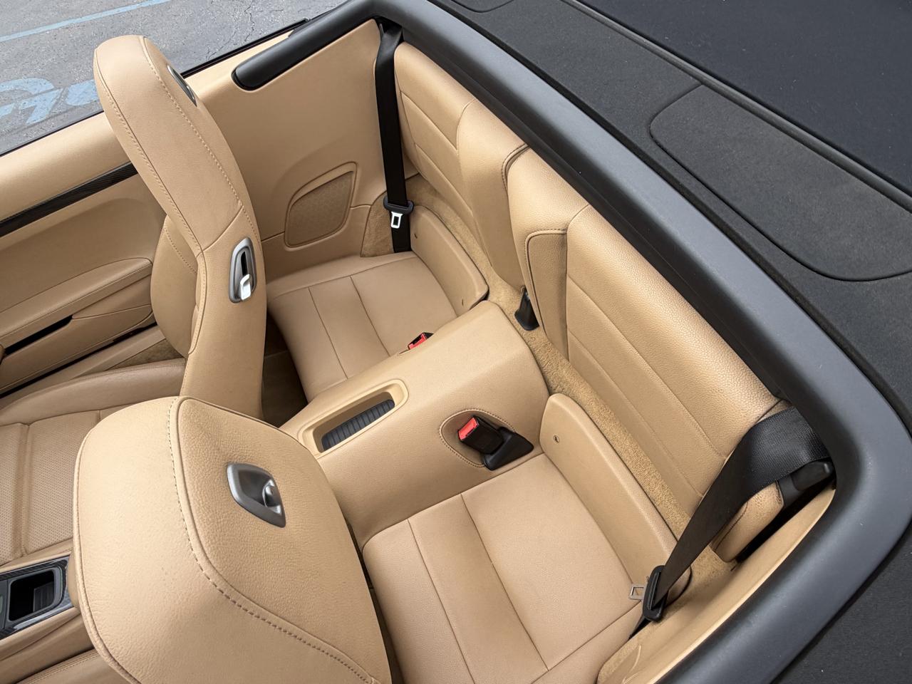 Porsche 911 2dr Cabriolet Carrera 2014