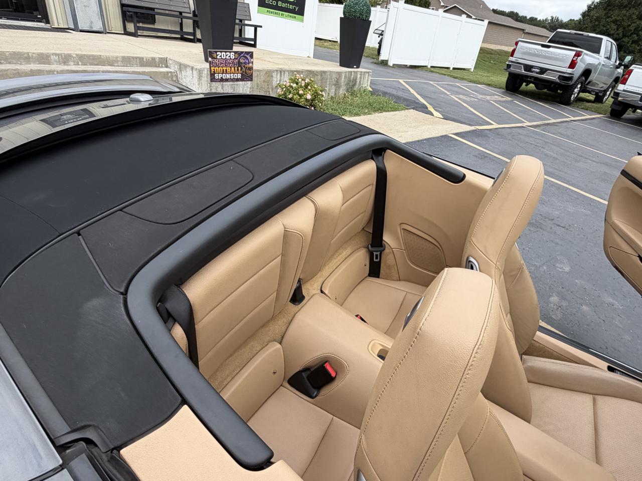 Porsche 911 2dr Cabriolet Carrera 2014