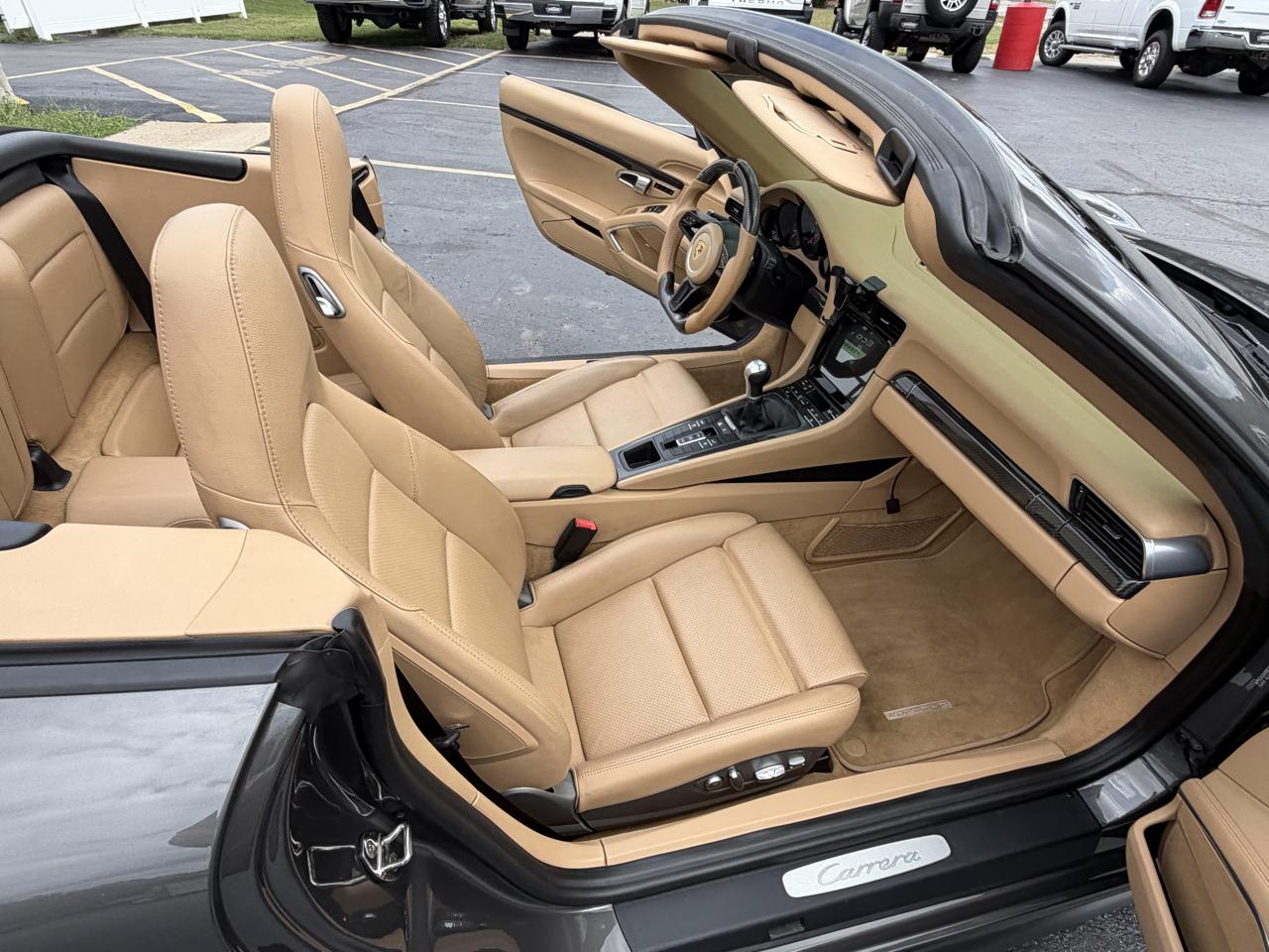 Porsche 911 2dr Cabriolet Carrera 2014