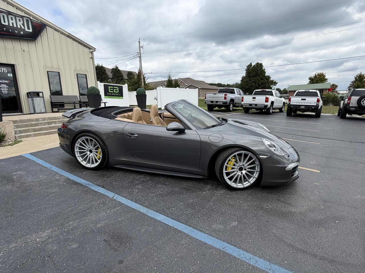 Porsche 911 2dr Cabriolet Carrera 2014