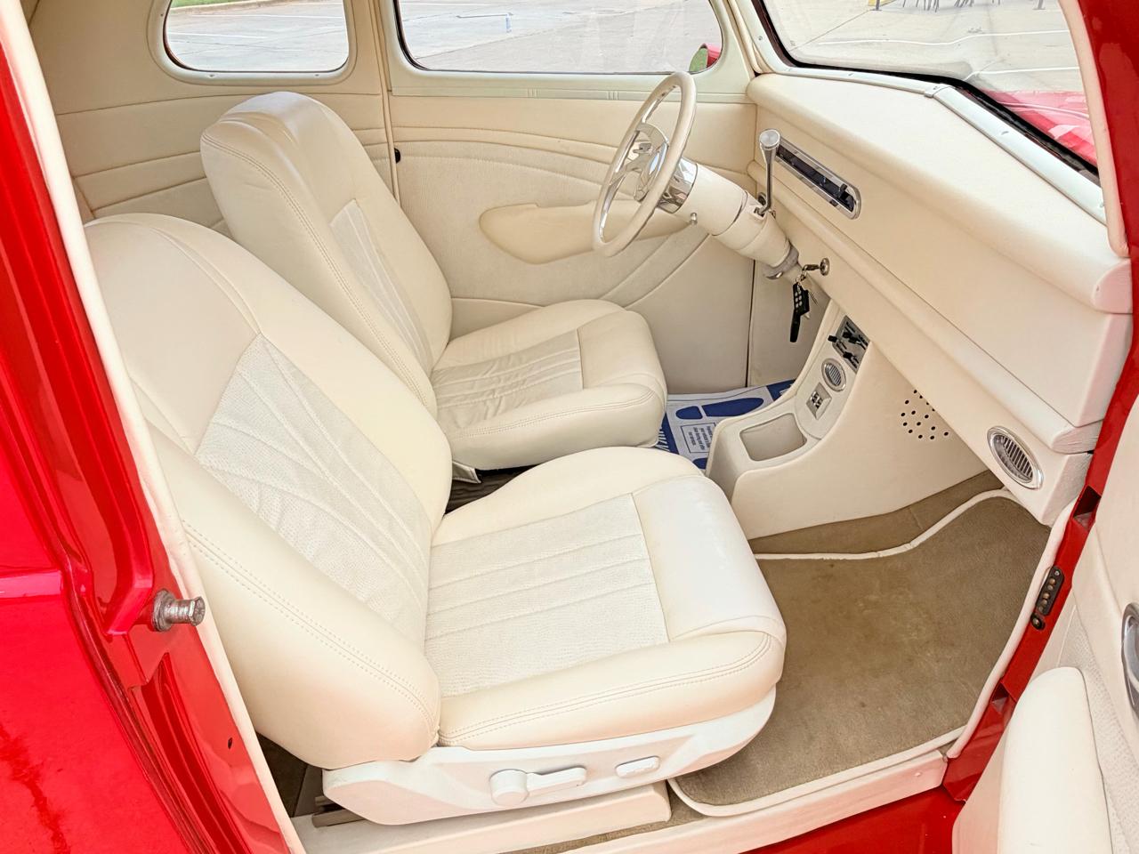 Ford Deluxe  1939