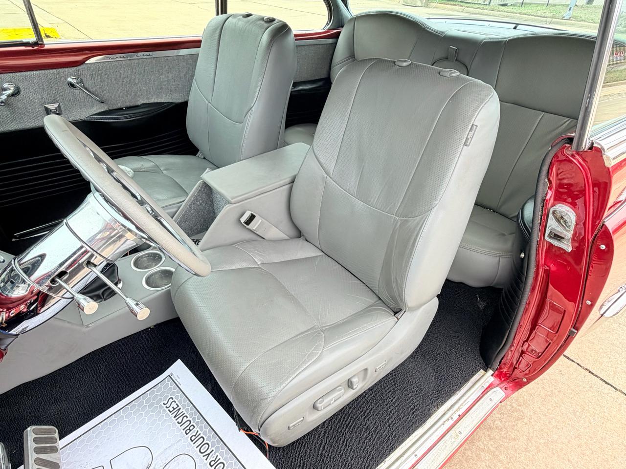 Oldsmobile Ninety-Eight  1952