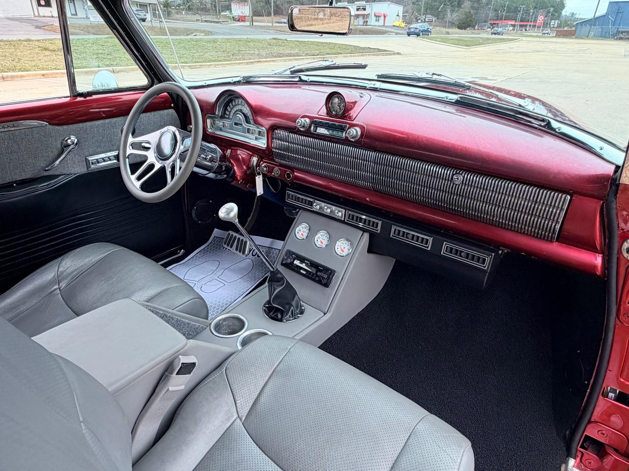 Oldsmobile Ninety-Eight  1952