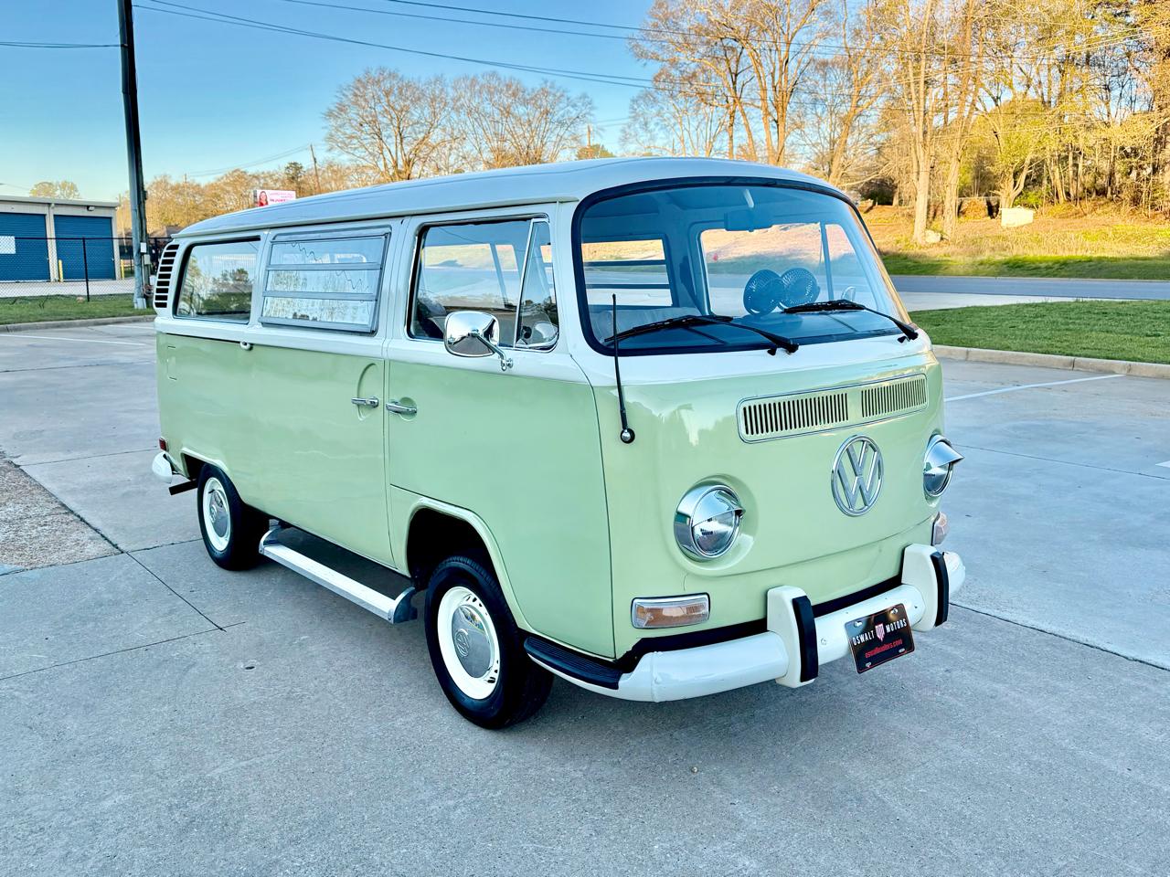 1972 Volkswagen Microbus 