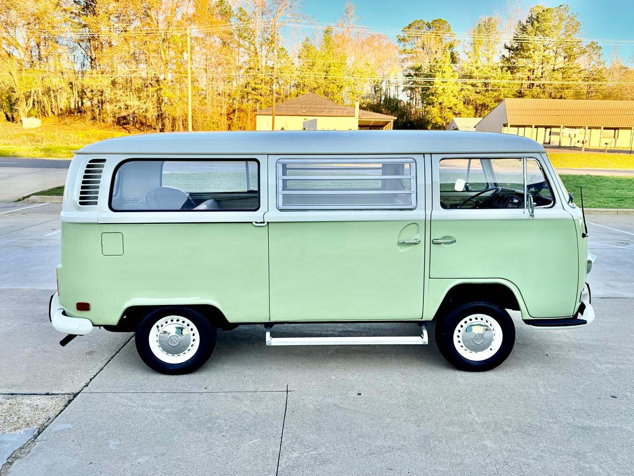 Volkswagen Microbus  1972