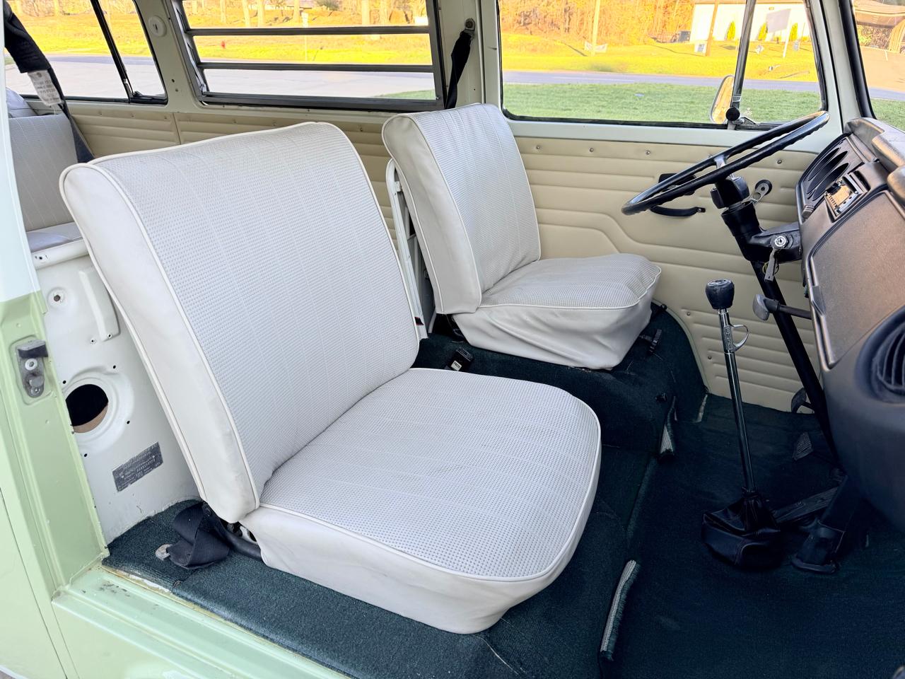 Volkswagen Microbus  1972