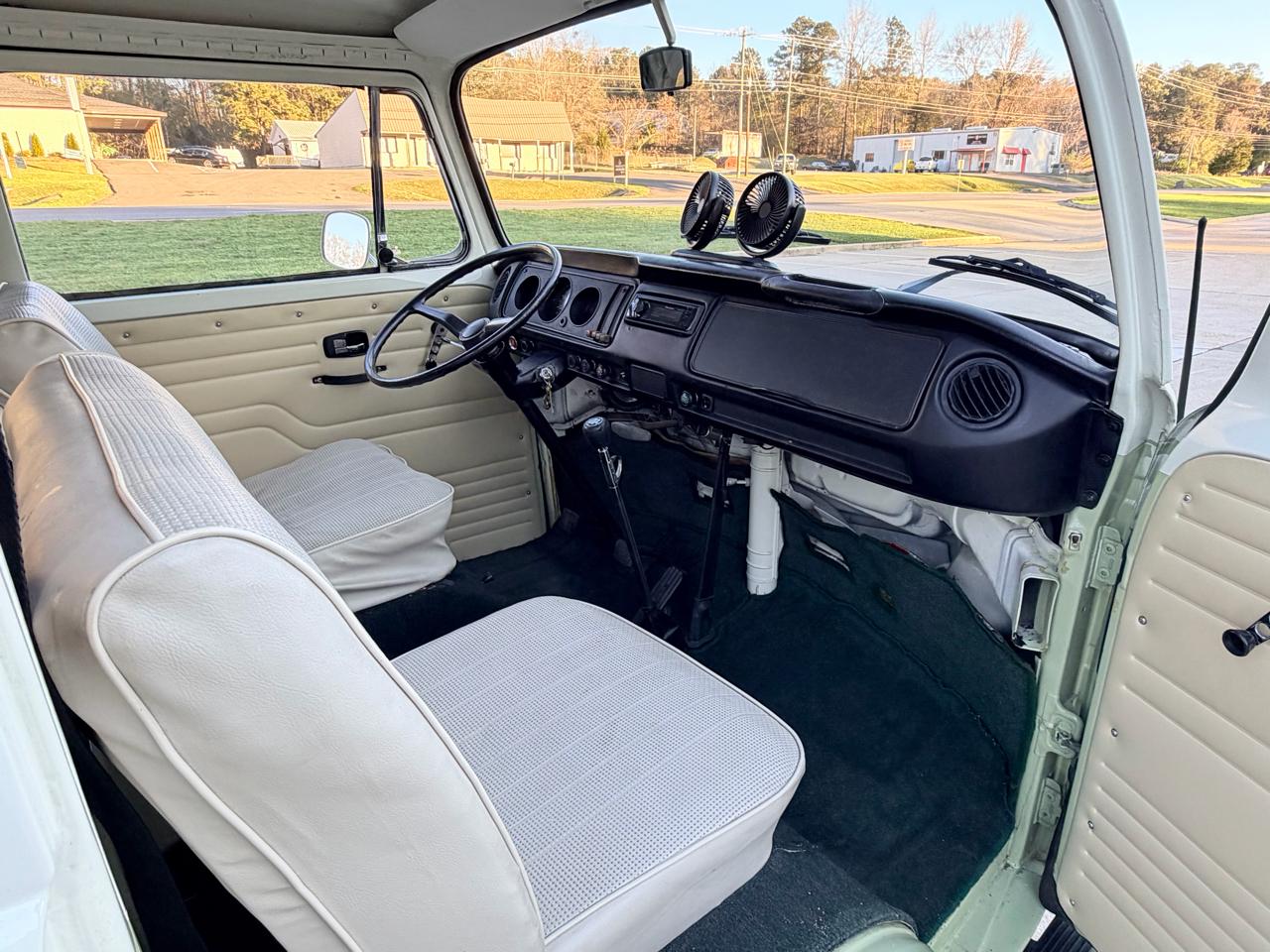 Volkswagen Microbus  1972