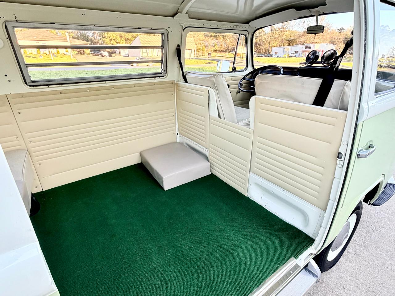 Volkswagen Microbus  1972