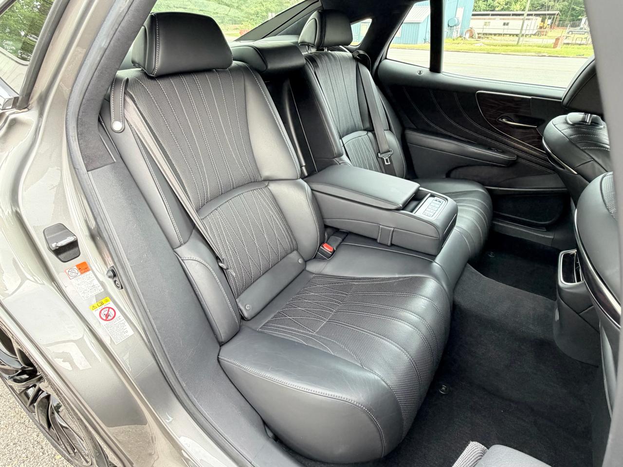 Lexus LS  2018
