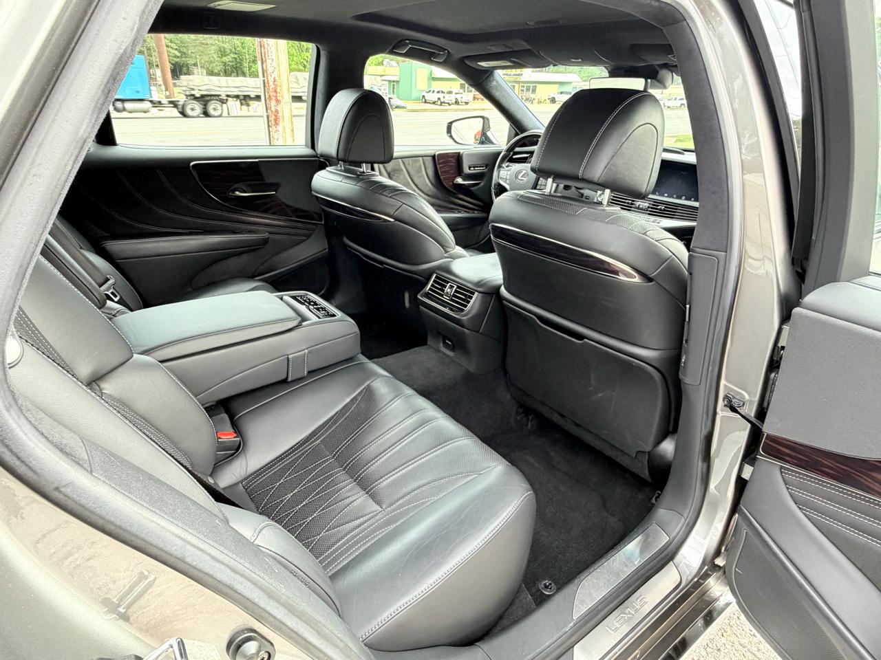 Lexus LS  2018