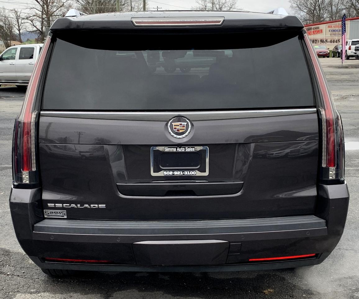 Cadillac Escalade ESV Premium 4WD 2015
