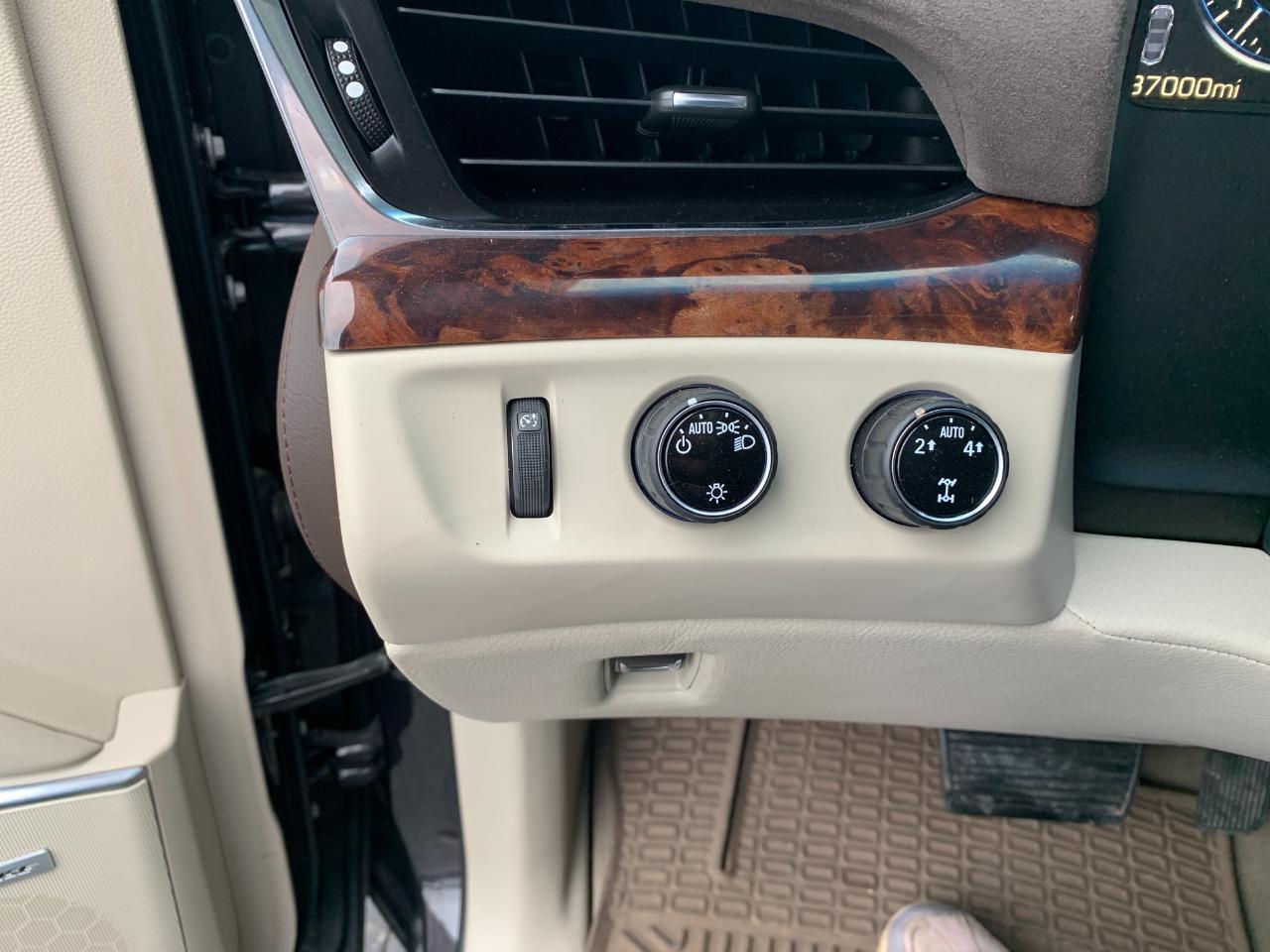 Cadillac Escalade ESV Premium 4WD 2015