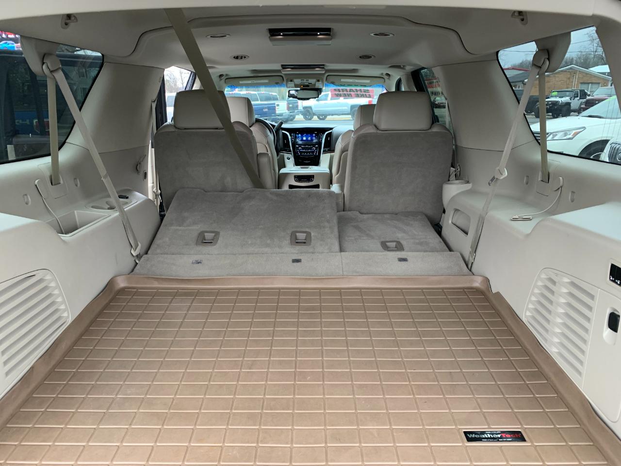 Cadillac Escalade ESV Premium 4WD 2015