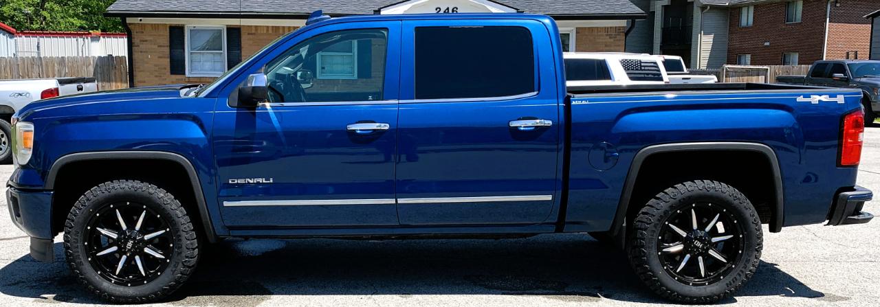 GMC Sierra 1500 Denali Crew Cab Short Box 4WD 2015
