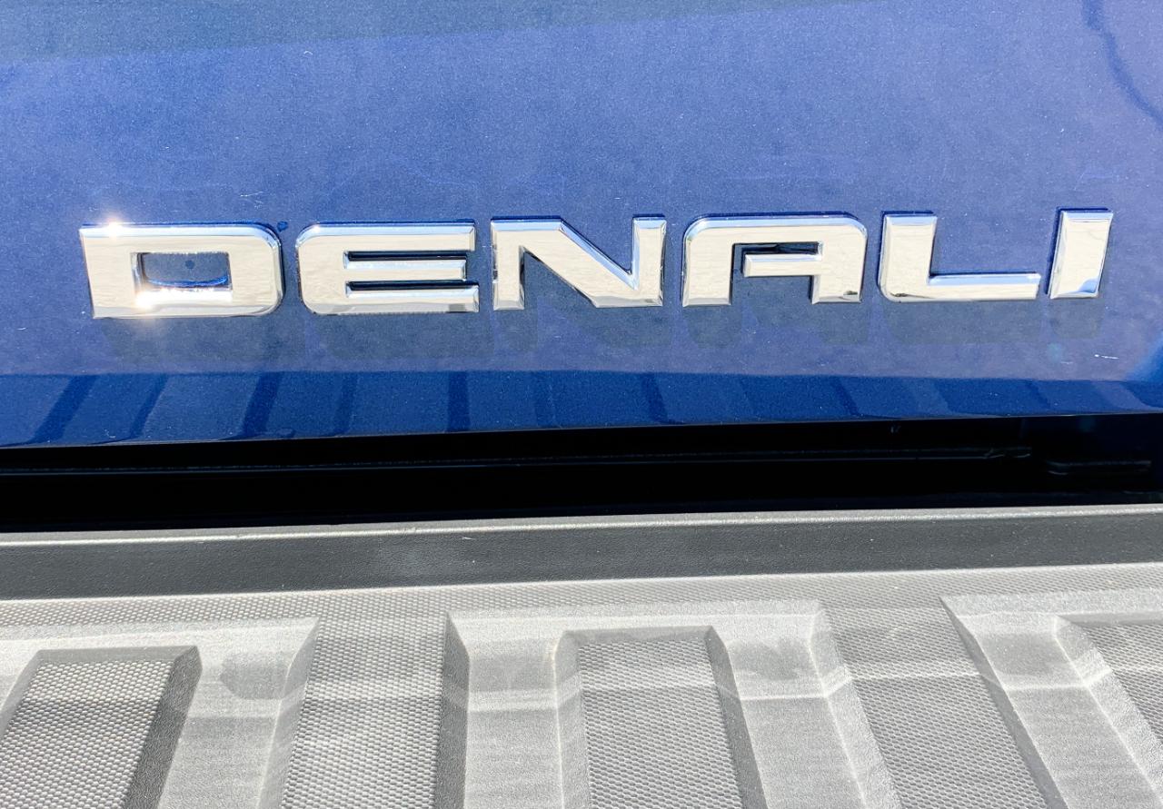 GMC Sierra 1500 Denali Crew Cab Short Box 4WD 2015