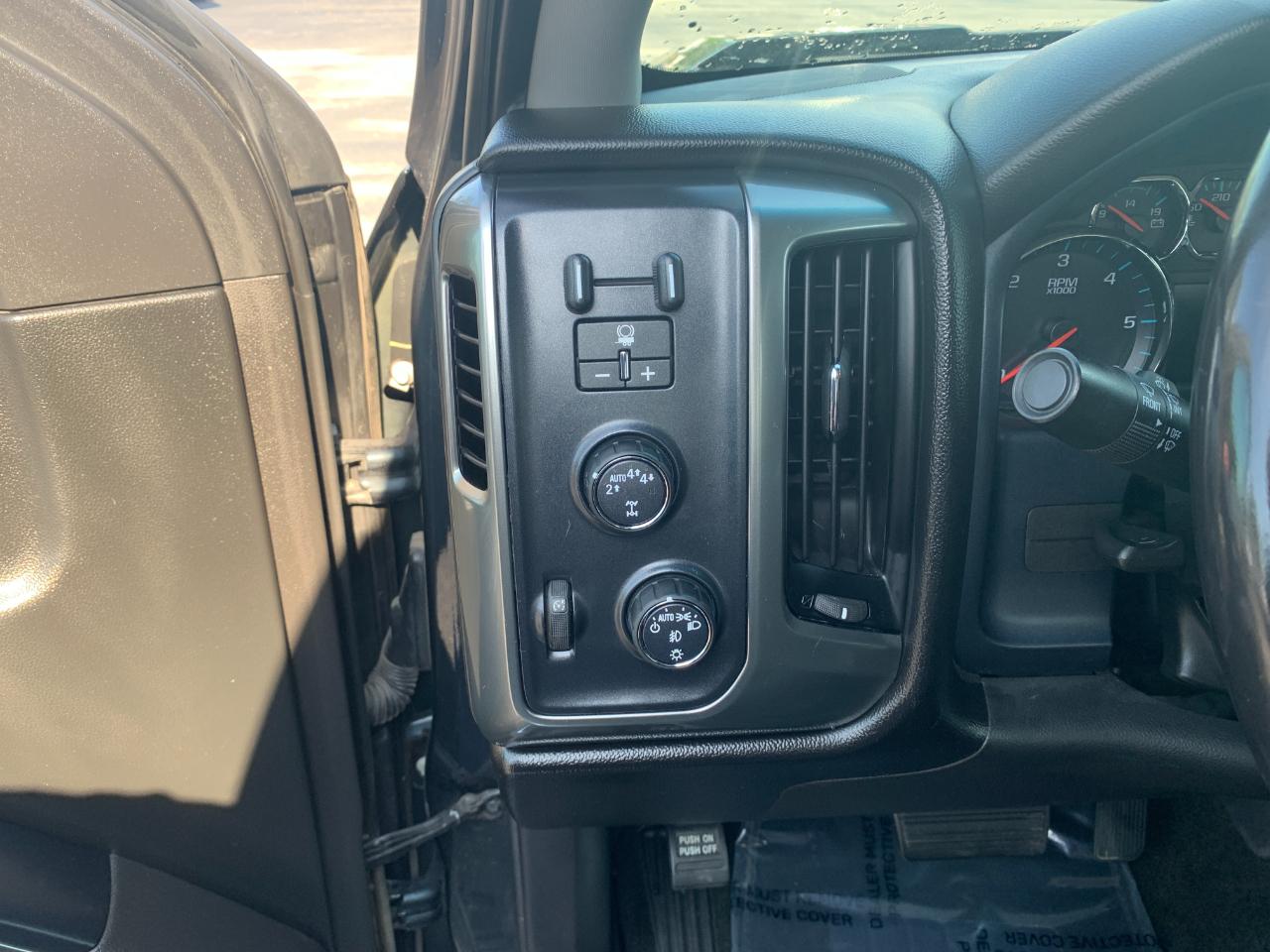 Chevrolet Silverado 1500 LT Crew Cab 4WD 2018