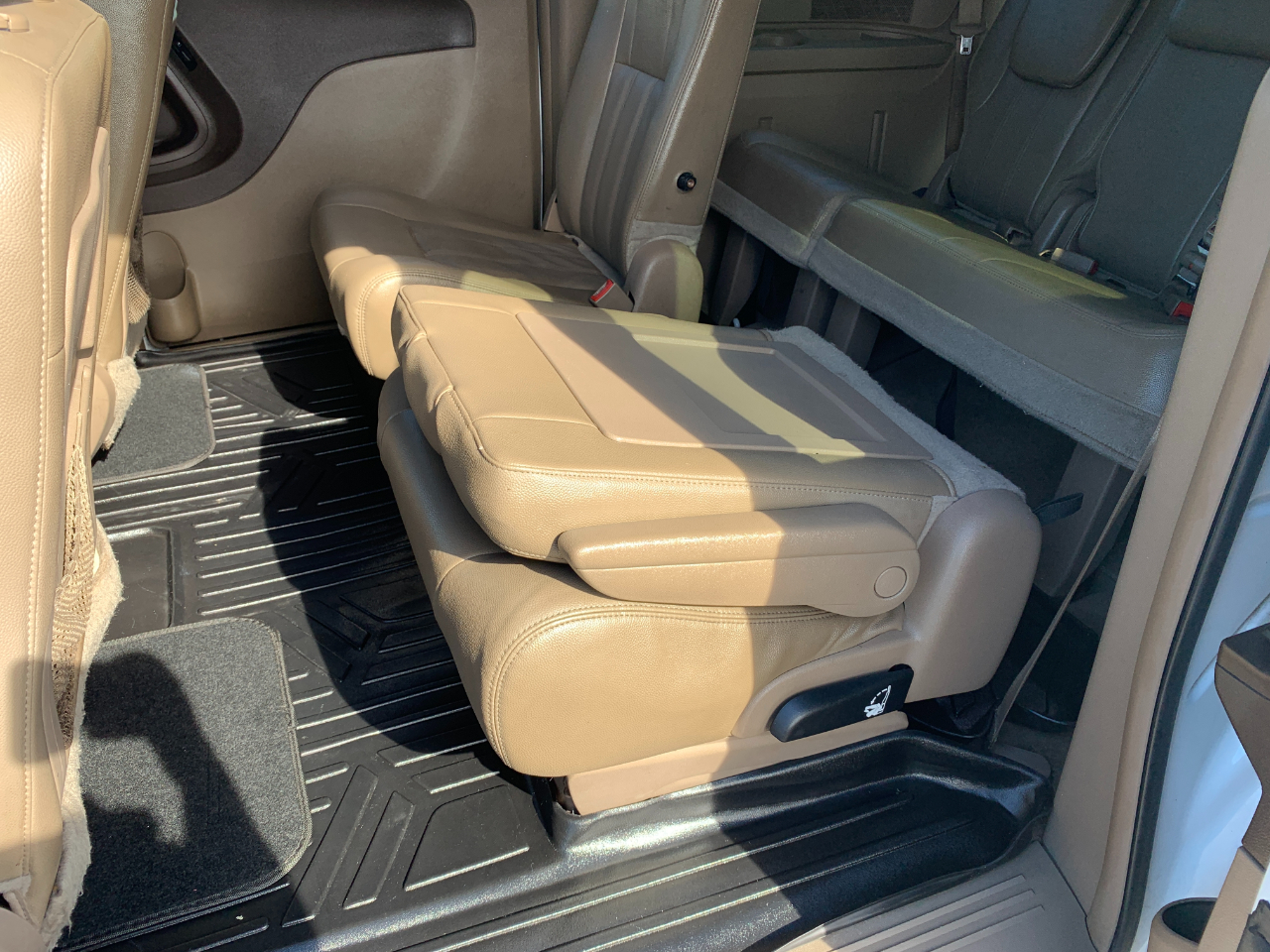 Chrysler Town & Country Touring 2016