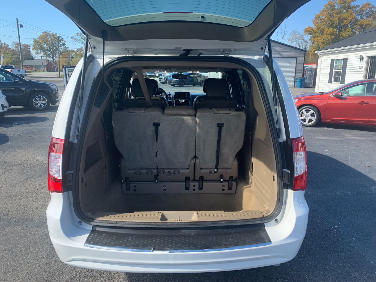 Chrysler Town & Country Touring 2016