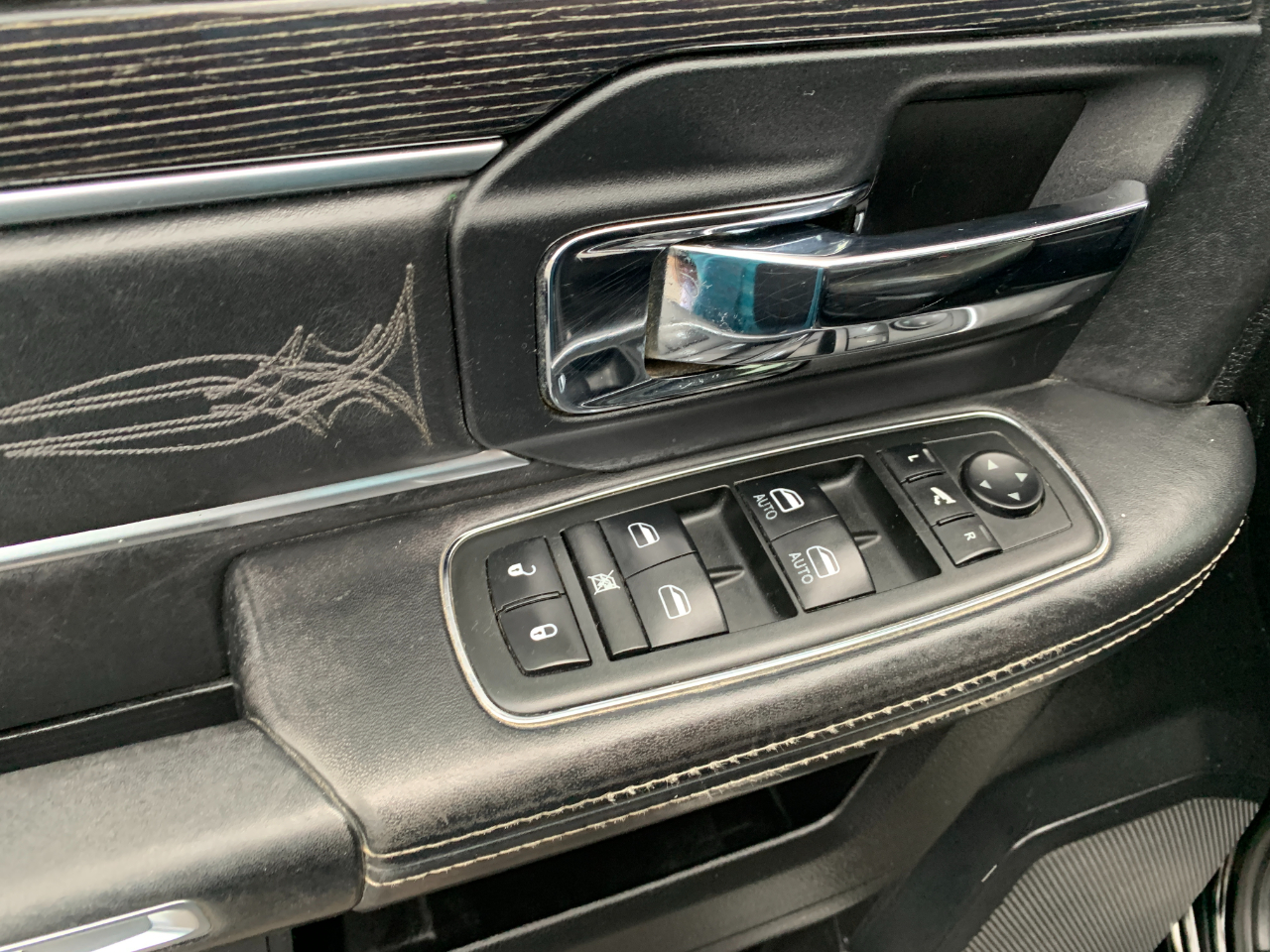 RAM 1500 Laramie Longhorn Edition Crew Cab SWB 4WD 2014