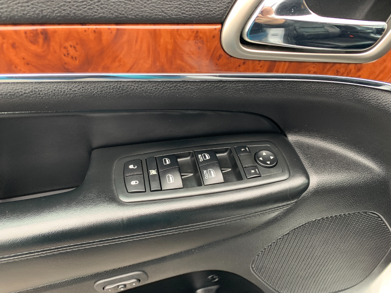 Jeep Grand Cherokee Limited 4WD 2013