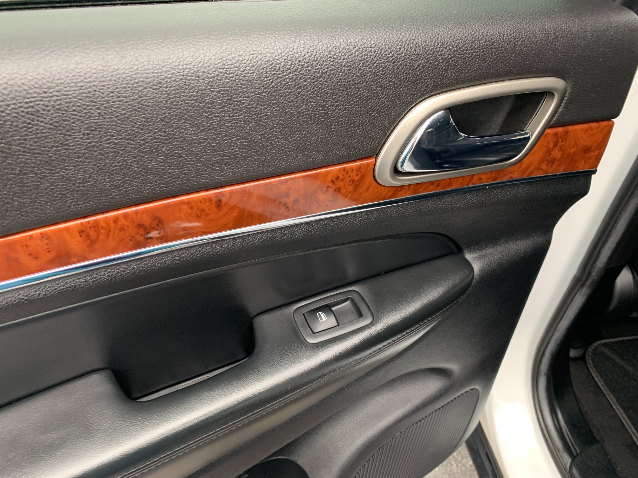 Jeep Grand Cherokee Limited 4WD 2013