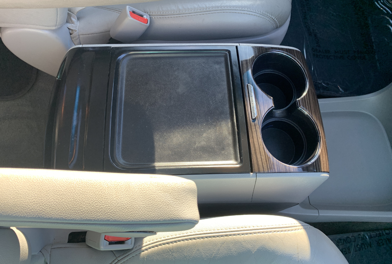 Toyota Sienna XLE FWD 8-Passenger V6 2016