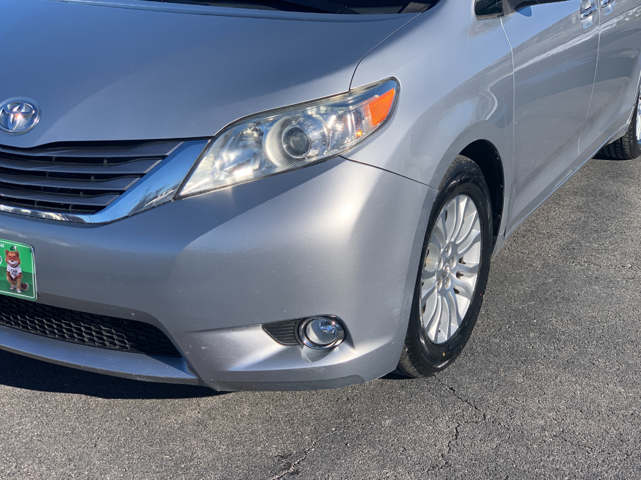 Toyota Sienna XLE FWD 8-Passenger V6 2016